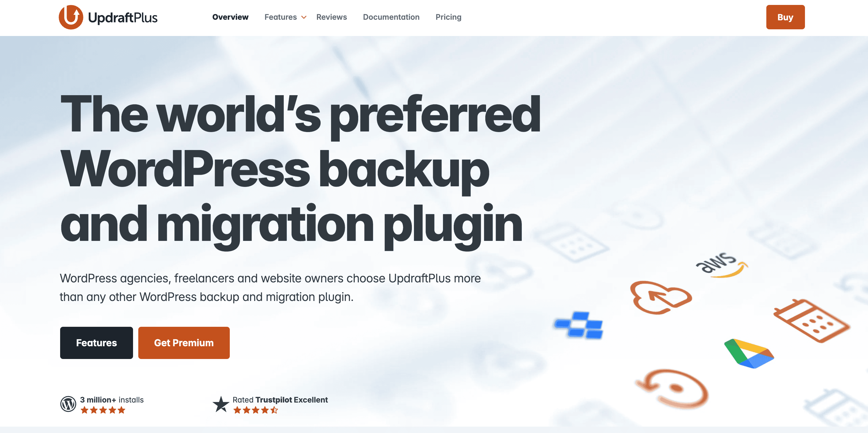 Screenshot of the UpdraftPlus website homepage highlighting it as one of the best WordPress Backup Plugins, with prominent call-to-action buttons and featured ratings.