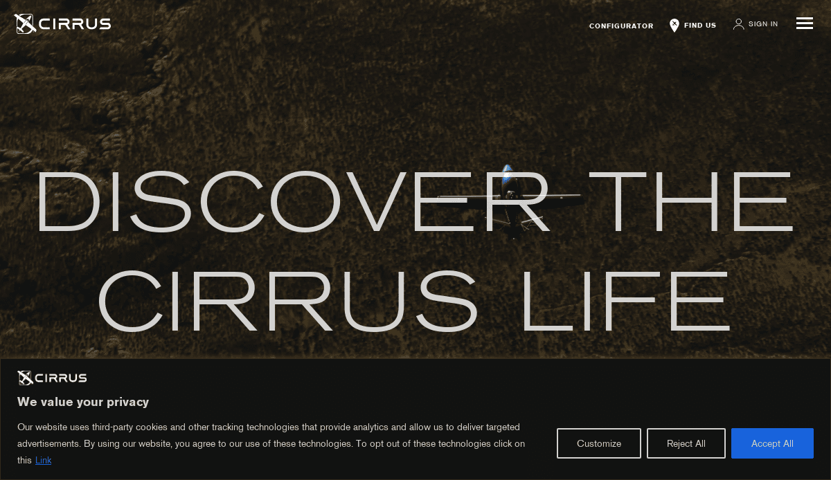 A small aircraft sits on brown terrain, viewed from above, with bold white text reading DISCOVER THE CIRRUS LIFE. This aviation website design features Cirrus branding, navigation options at the top, and a privacy notice below.