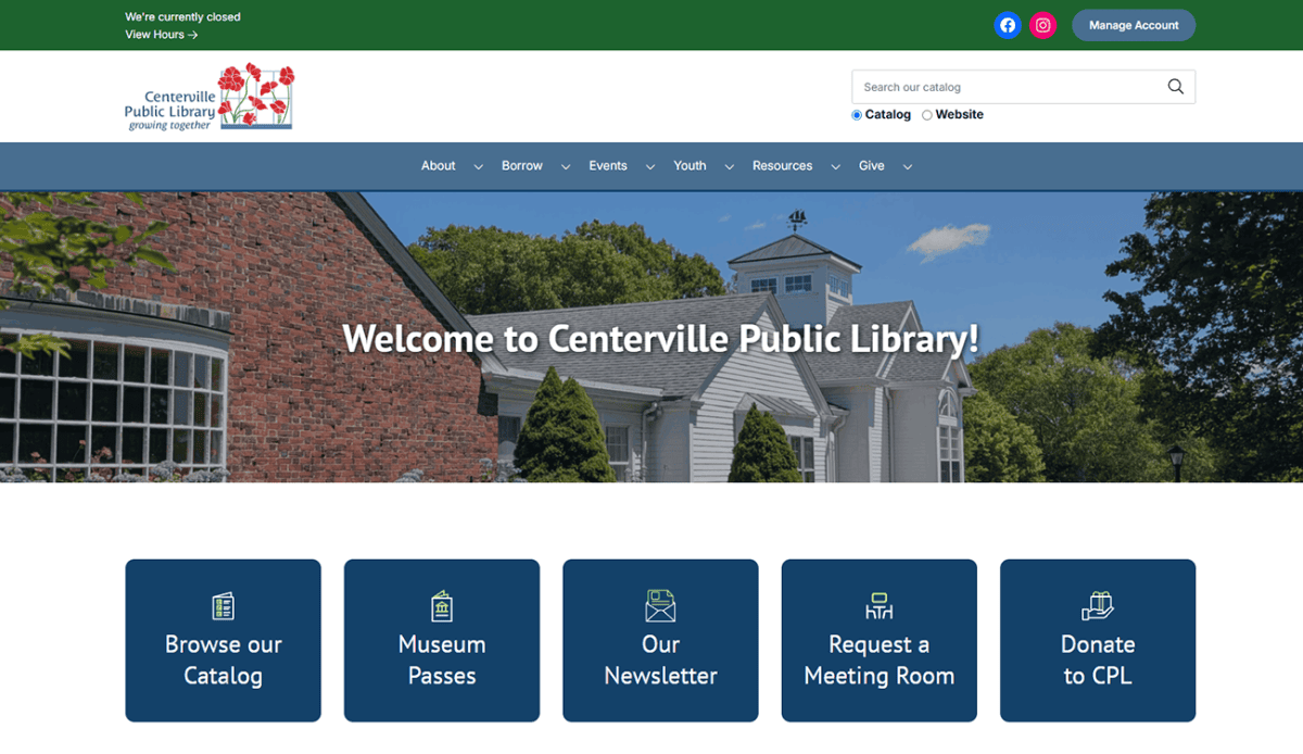 Screenshot of the Centerville Public Library homepage featuring event announcements, artist of the month, reading contest, news links, and visitor resources like catalog browsing and room requests at the Centerville Public Library.